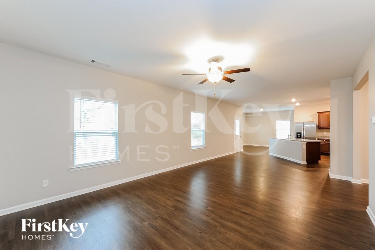 124 Innis Brook Cir - Photo 4 of 15