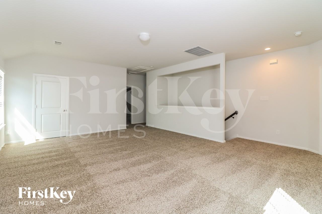 2212 Blythwood Trl - Photo 7 of 15