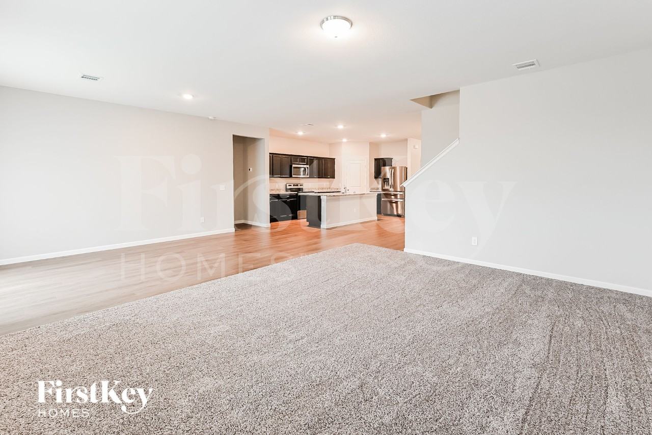 10080 Pappas Dr - Photo 7 of 19