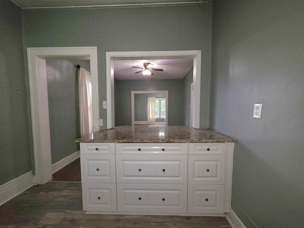 408 W Trinity St - Photo 7 of 26