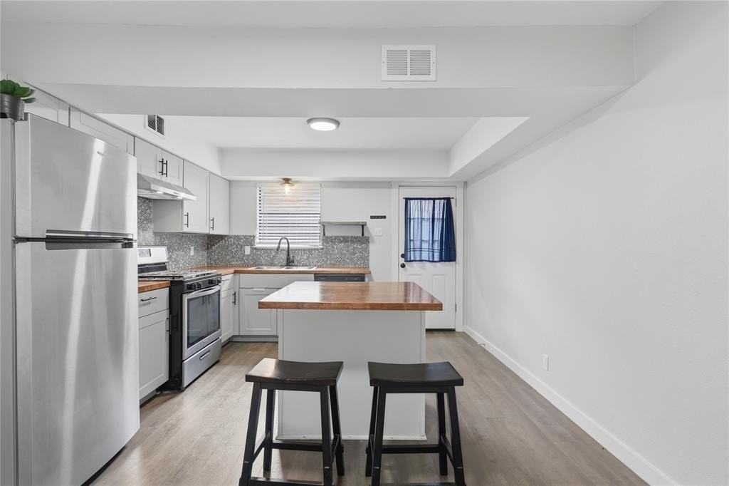 10805 Lake Gardens Dr - Photo 6 of 11