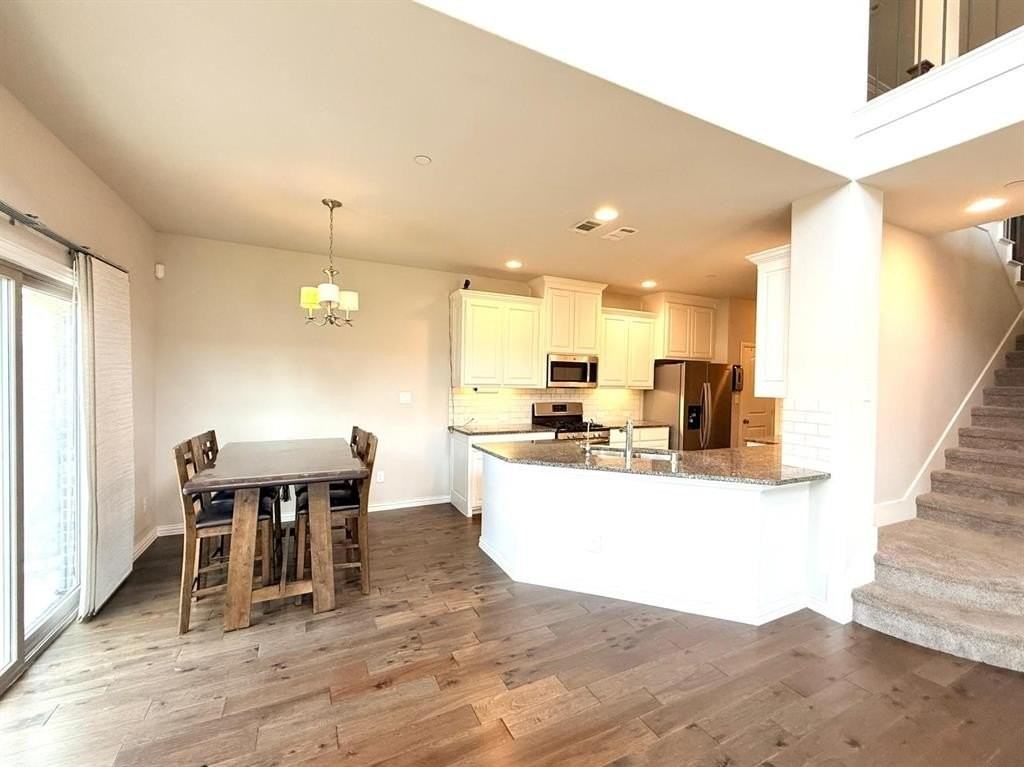 2201 Caniesto St - Photo 6 of 19