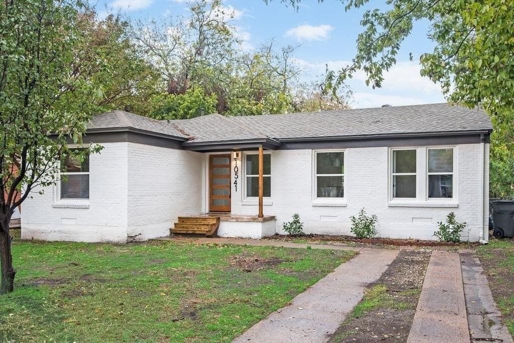 10541 Fern Dr - Photo 2 of 20