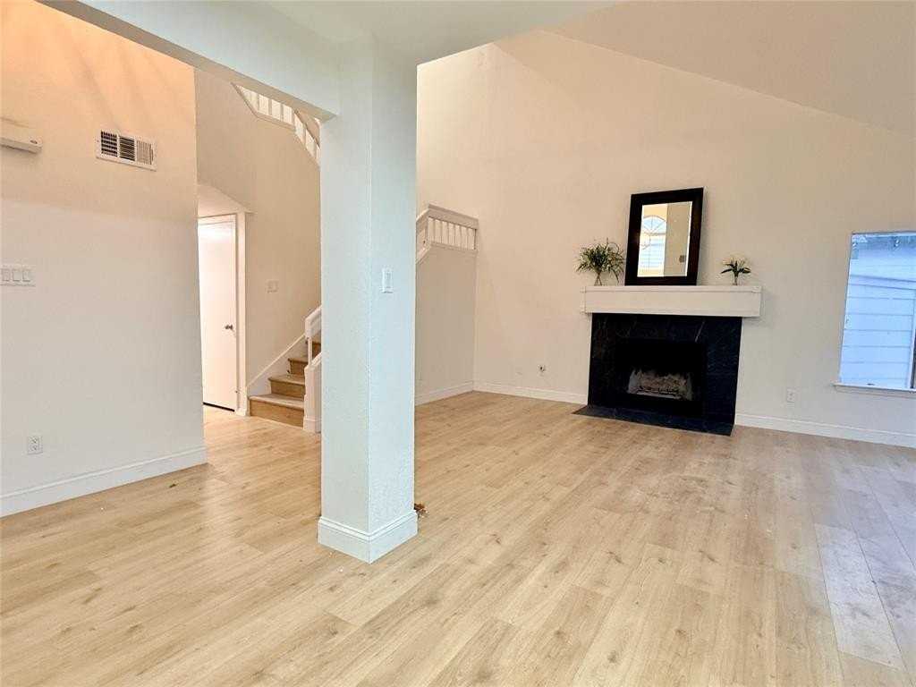 4243 Timberglen Rd - Photo 6 of 15