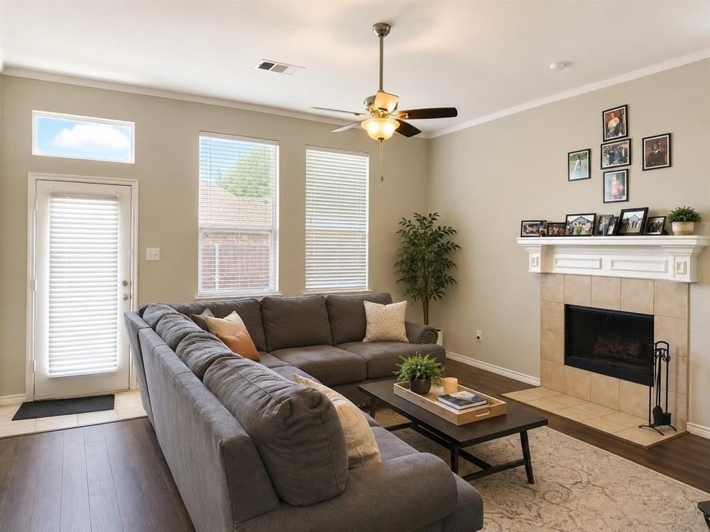 740 Maxwell Creek Dr - Photo 4 of 6