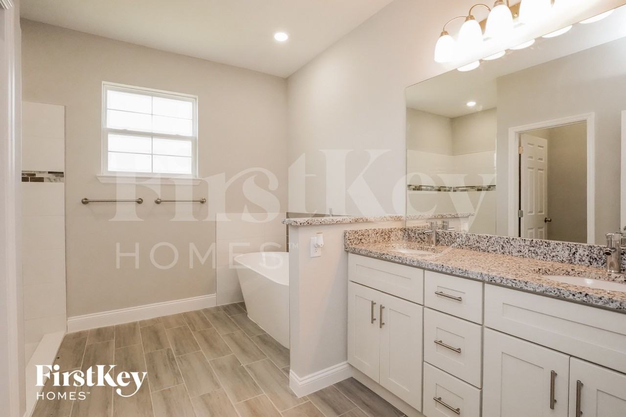 453 Magpie Ct - Photo 6 of 16