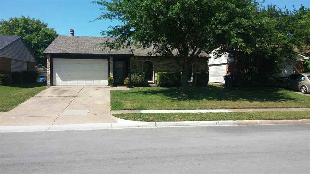 909 Rolling Ridge Dr