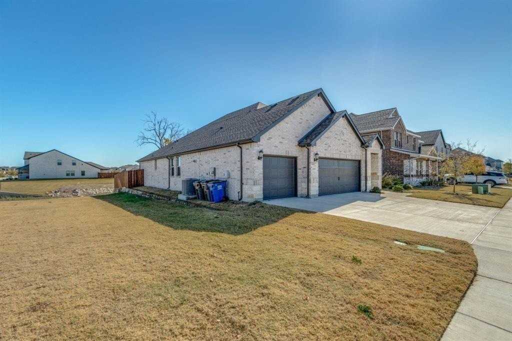 4005 Turpin Dr - Photo 3 of 23