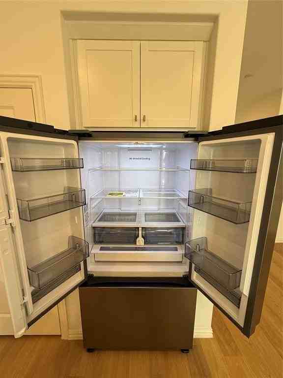 724 4th St - Photo 5 of 39