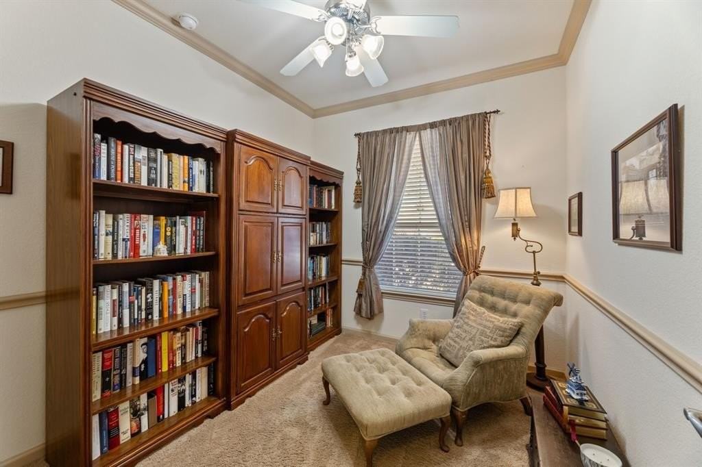 1312 Quaker Dr - Photo 6 of 32