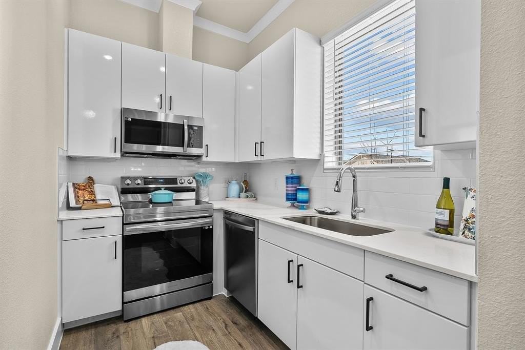 4770 N Luxe Lane #110A - Photo 3 of 13