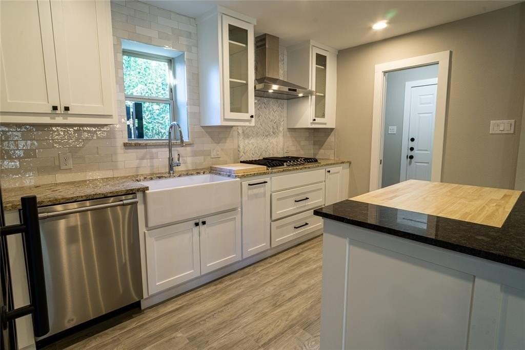 727 Gaylewood Dr - Photo 4 of 27
