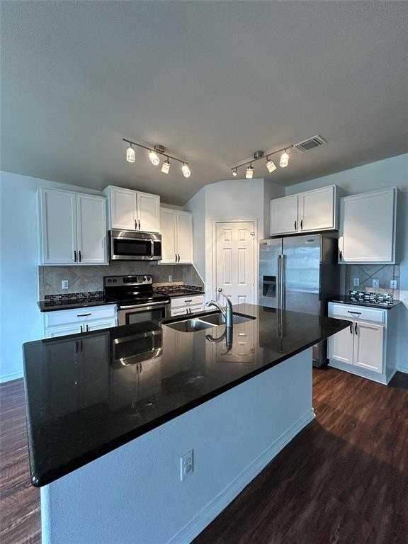 2813 Gilchrist Dr - Photo 2 of 22