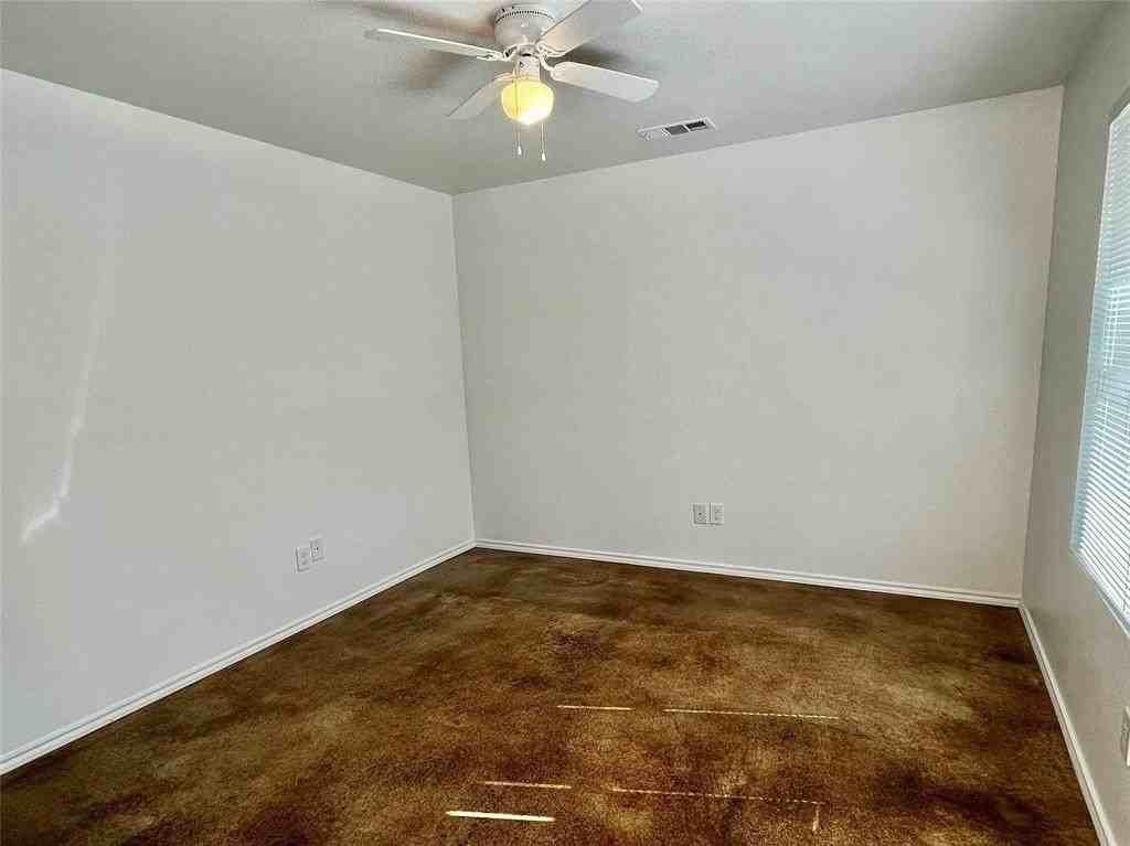 618 Thomas St #A - Photo 4 of 8