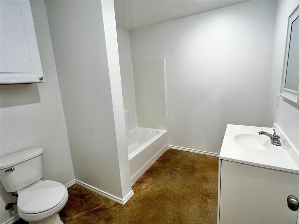 618 Thomas St #A - Photo 5 of 8