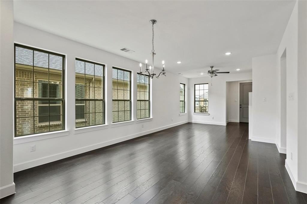 946 Switchgrass Ln - Photo 3 of 20