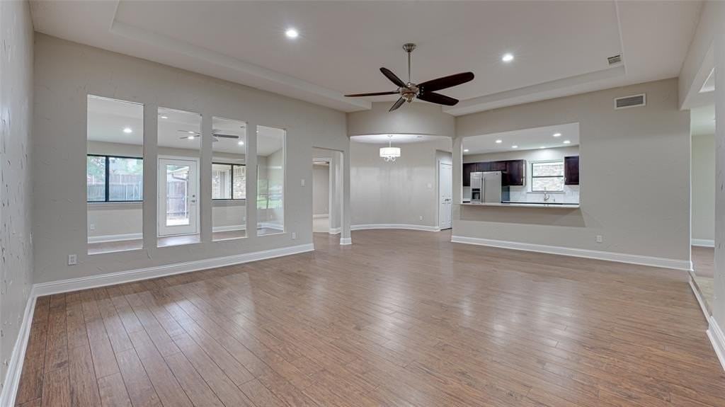3113 Dover Dr - Photo 3 of 33