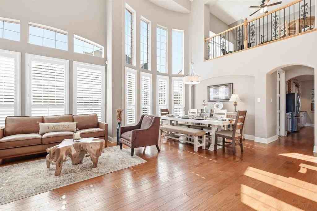 841 Wind Brook Ln - Photo 6 of 40