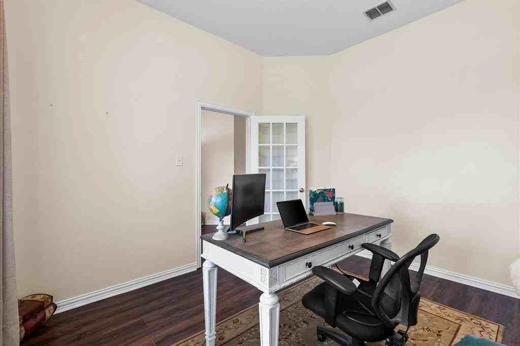 332 Highland Ridge Dr - Photo 7 of 32