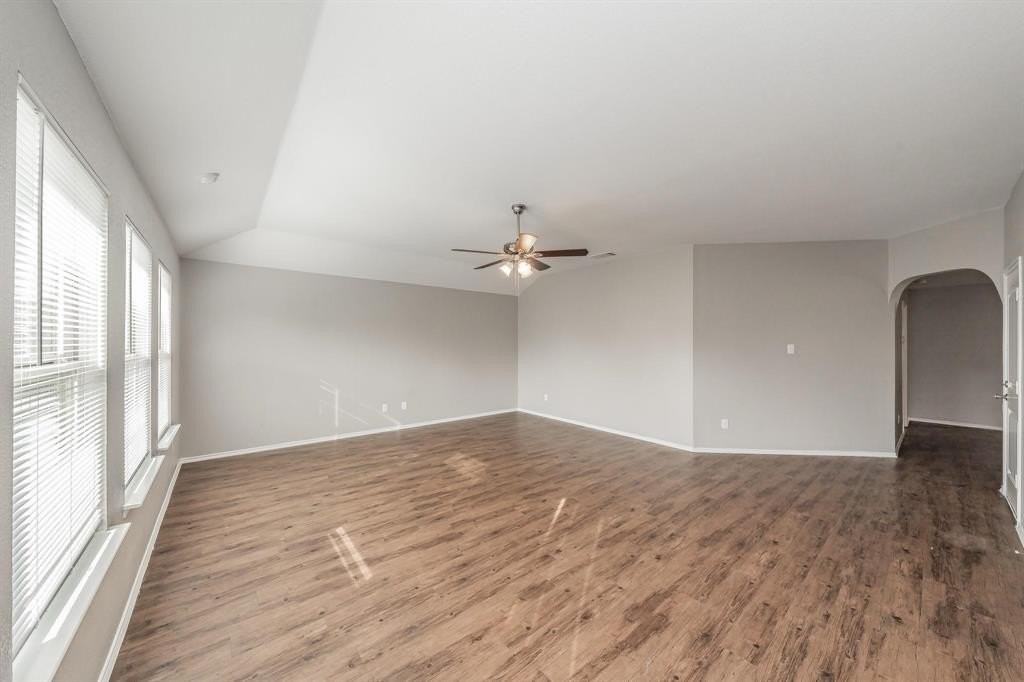 1766 Pioneer Way - Photo 6 of 20