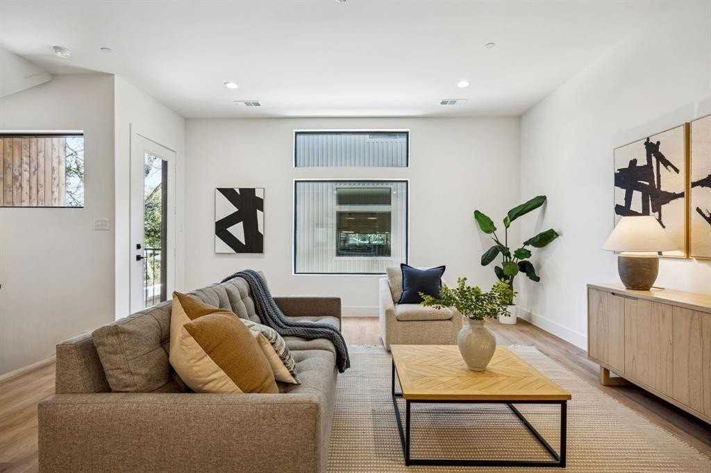 2147 Mail Ave #105 - Photo 7 of 16