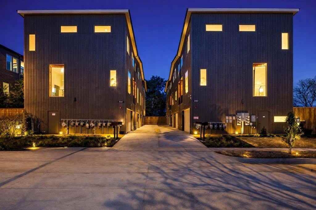 2151 Mail Ave #103 - Photo 5 of 16