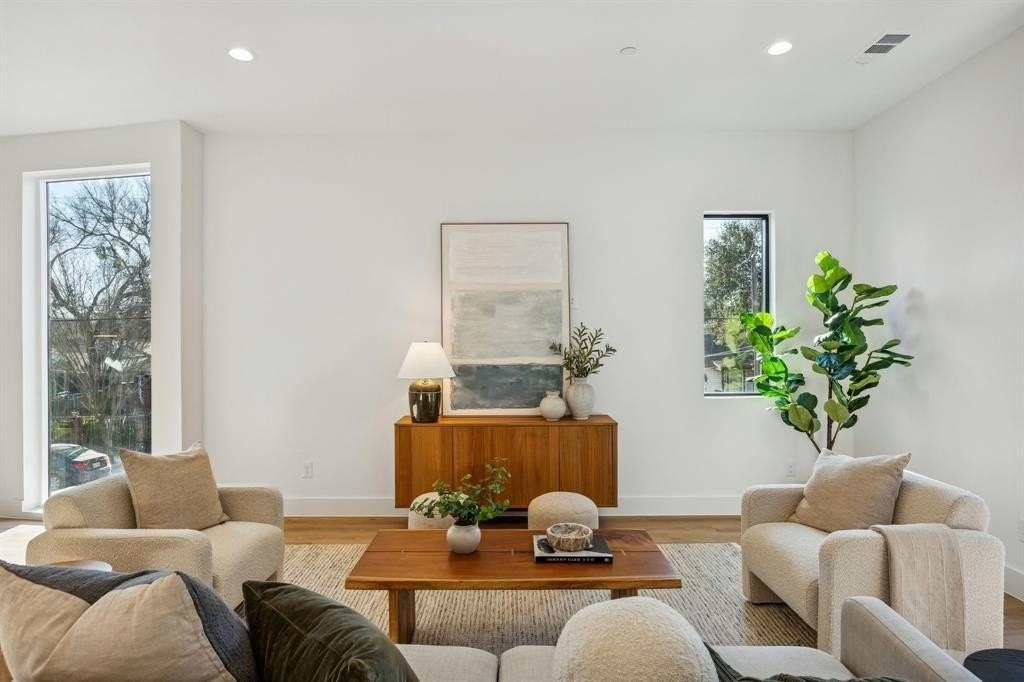 2151 Mail Ave #103 - Photo 7 of 16