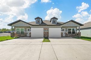 featured image of 3110 Saint John St #A