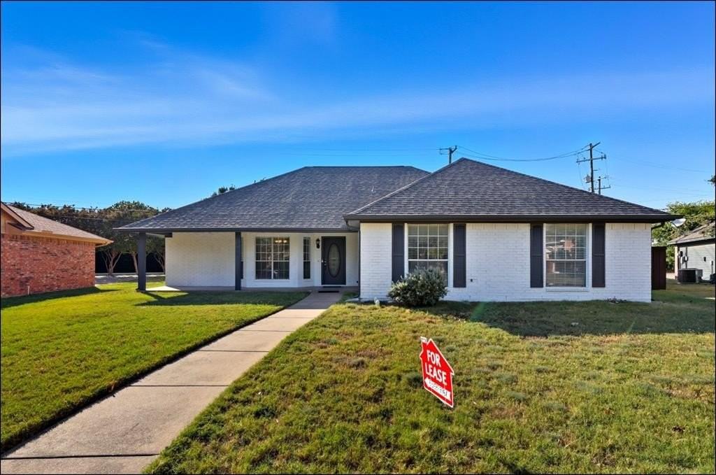 1507 River Hill Dr