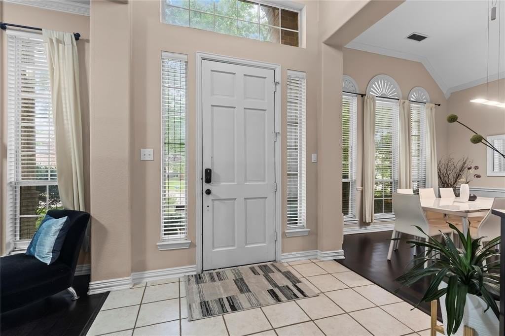 3513 Sandy Trail Ln - Photo 3 of 34