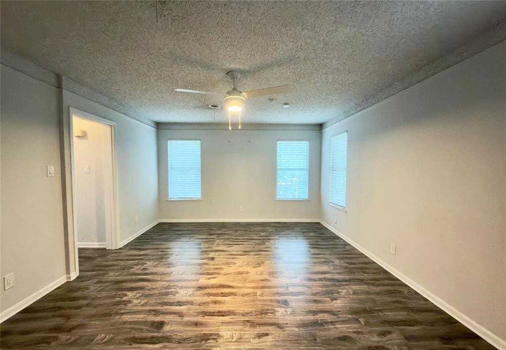6455 Waverly Way - Photo 3 of 7