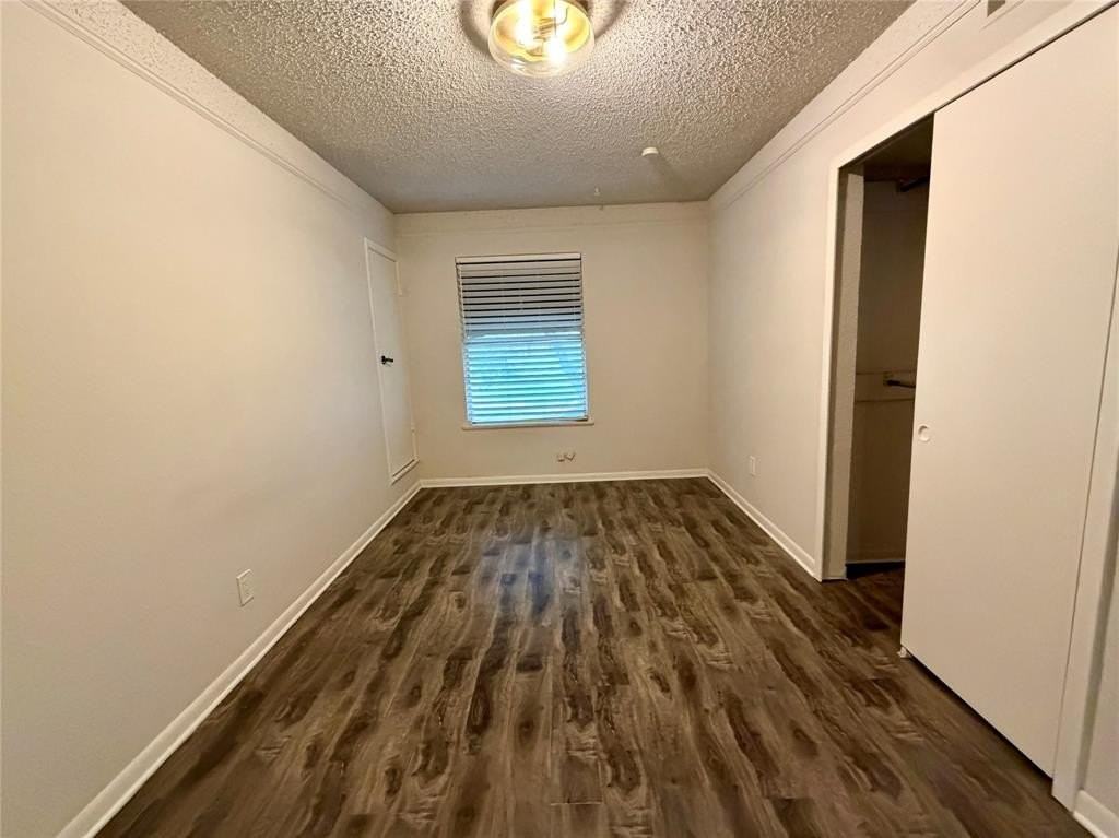 6455 Waverly Way - Photo 6 of 7