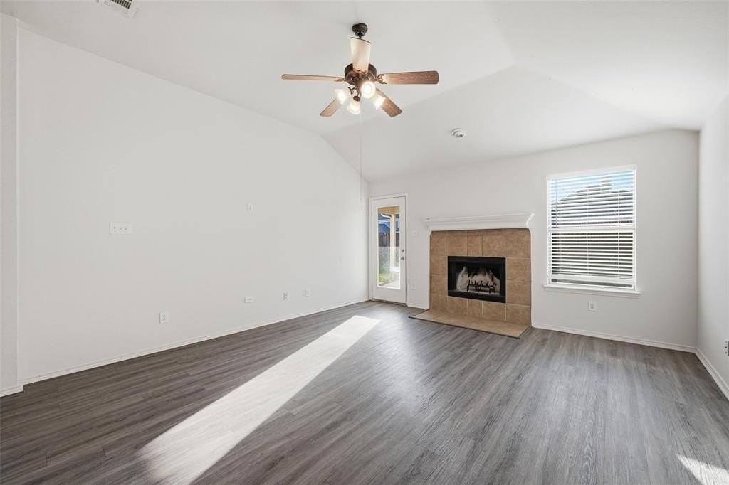 518 Niagara Falls Dr - Photo 3 of 30