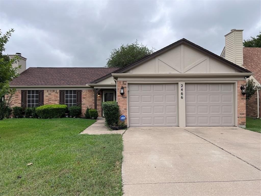 2466 Channing Dr - Photo 3 of 25