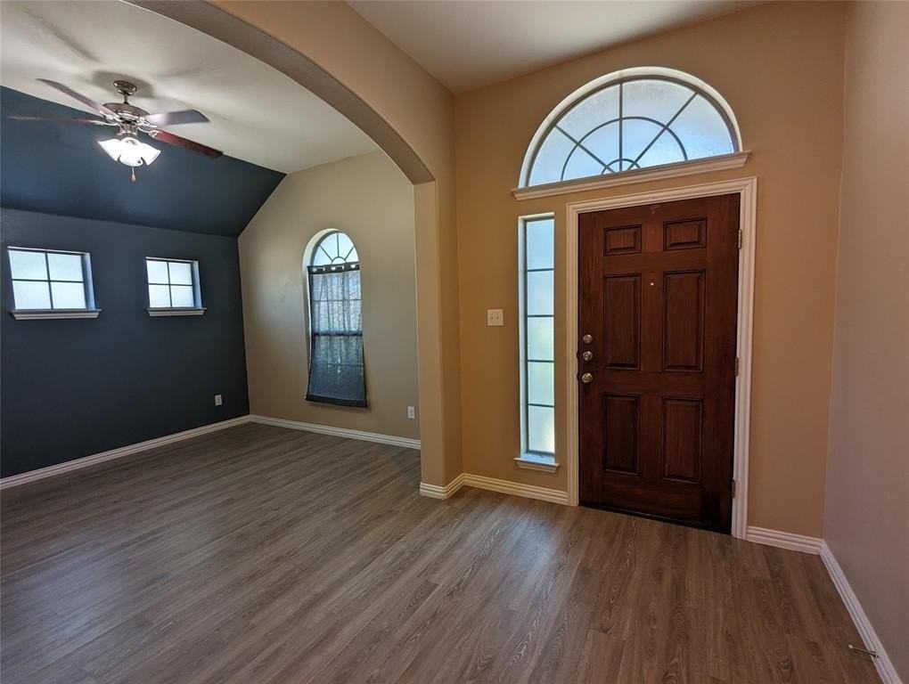 2904 Cattle Baron Dr - Photo 3 of 32