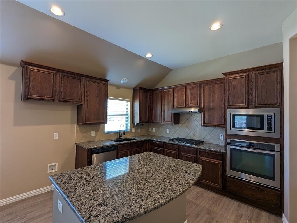 2904 Cattle Baron Dr - Photo 5 of 32