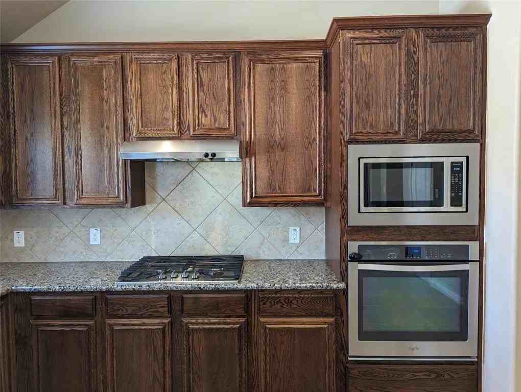 2904 Cattle Baron Dr - Photo 6 of 32