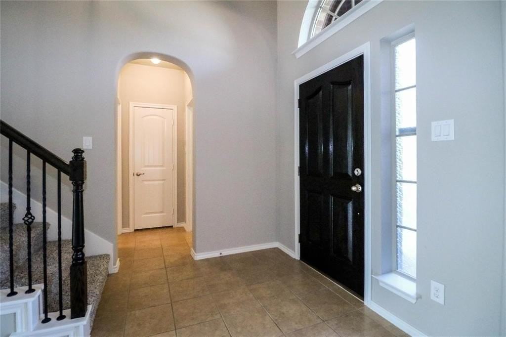 4709 Sleepy Meadows Dr - Photo 5 of 30