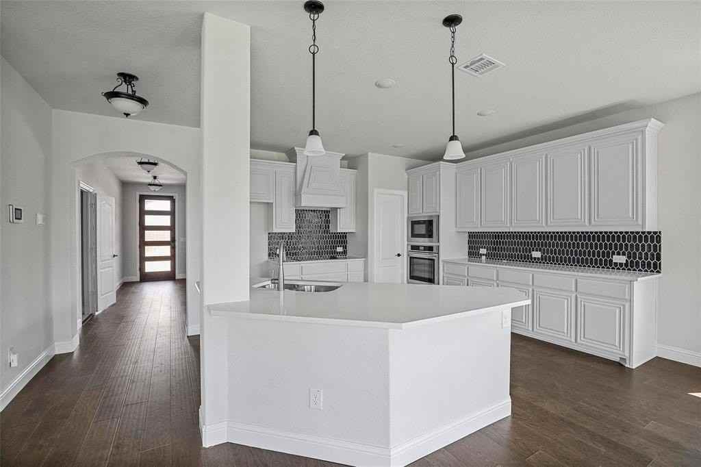 508 Bush Ave - Photo 5 of 29