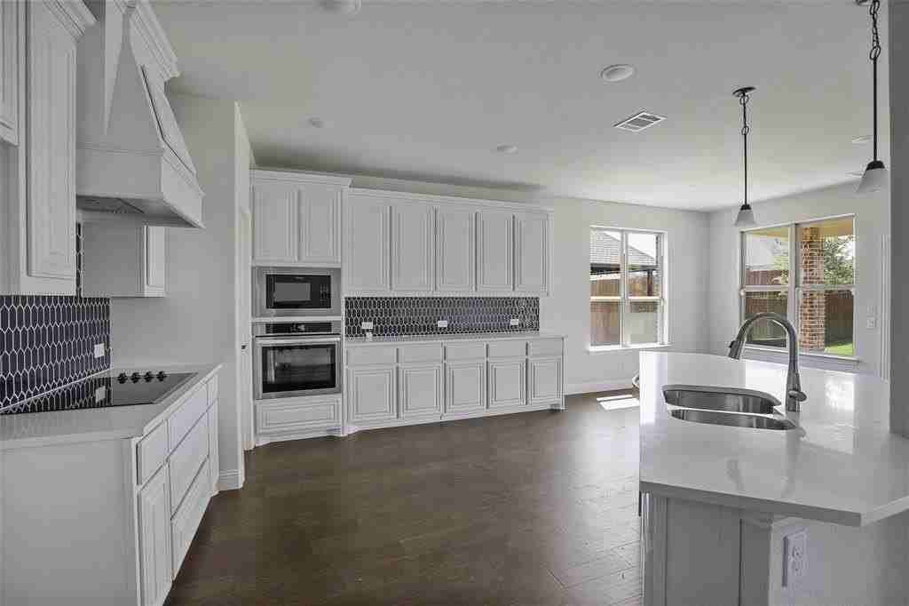 508 Bush Ave - Photo 7 of 29