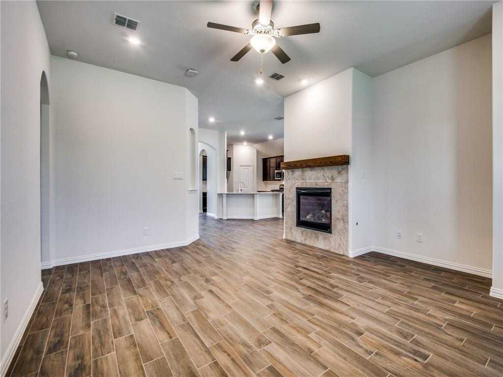 2727 Salt Creek Way - Photo 7 of 10