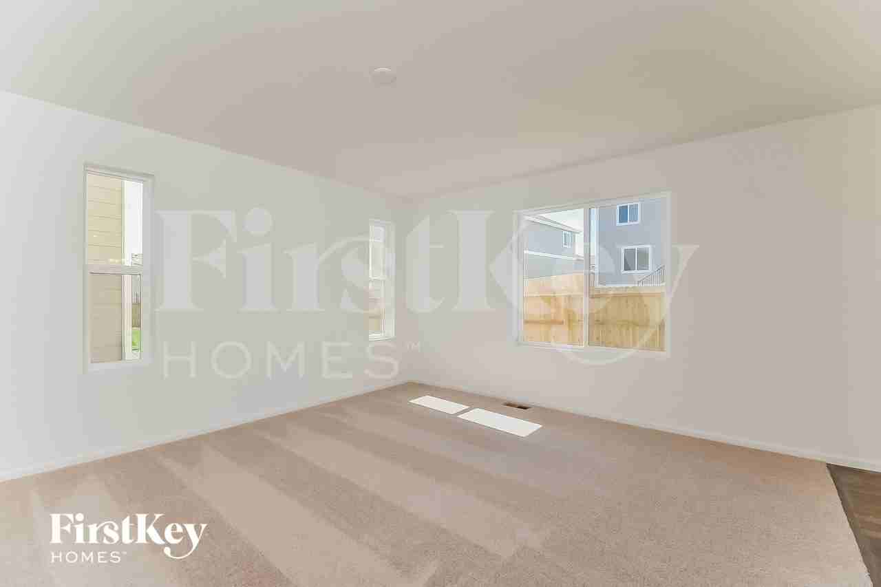 10633 Luneth Dr - Photo 2 of 15