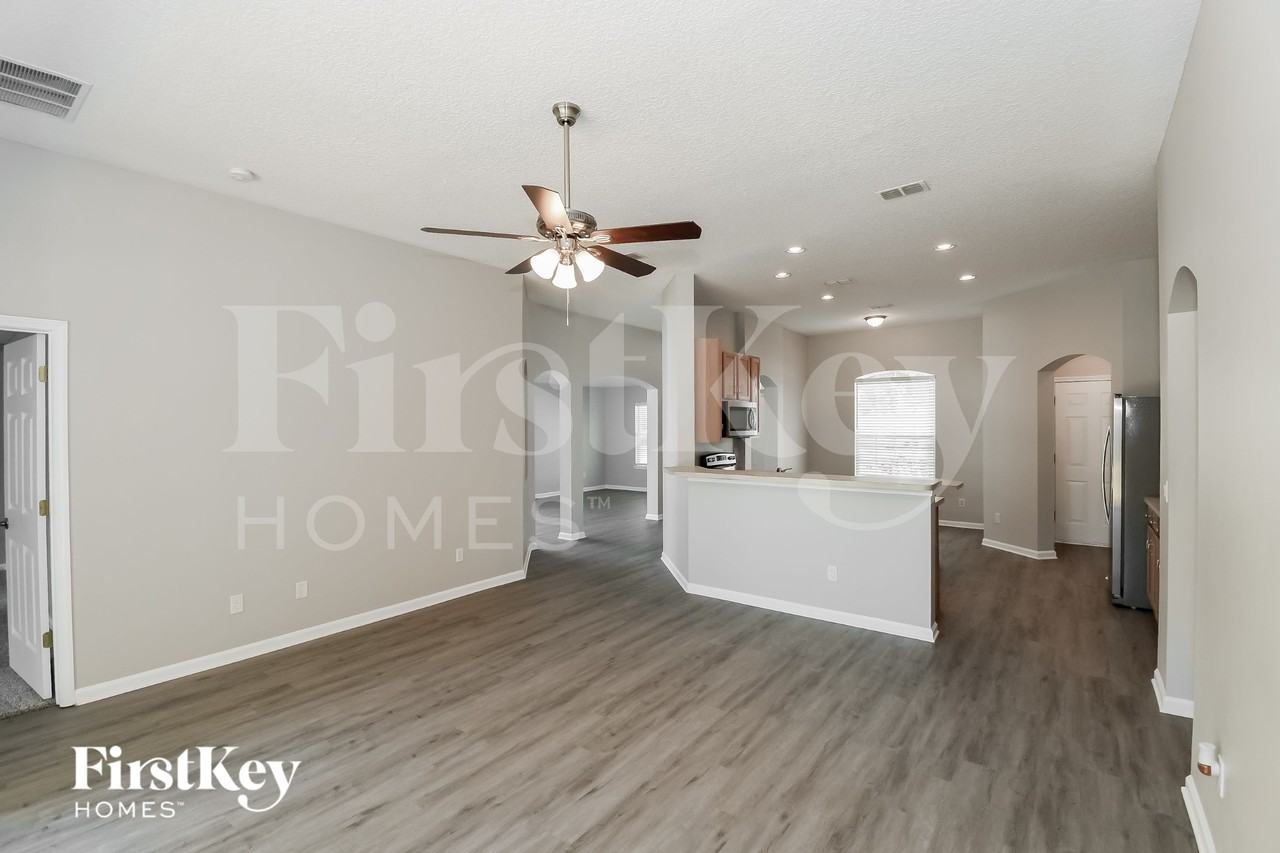 86048 Red Holly Pl - Photo 5 of 15