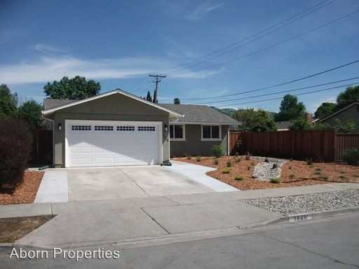 1828 Parkdale Way - Photo 2 of 21