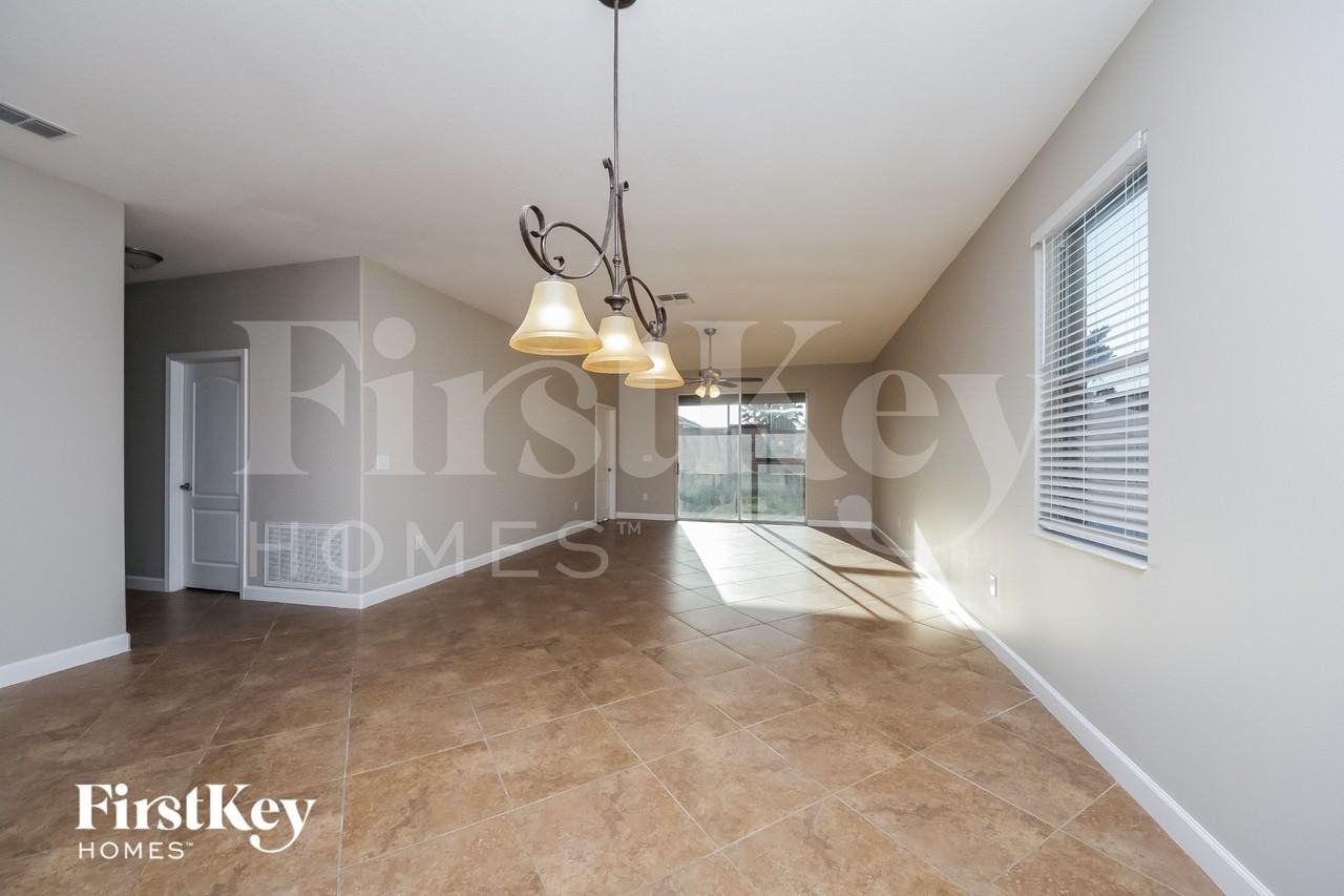 1958 Pantheon Dr - Photo 4 of 16