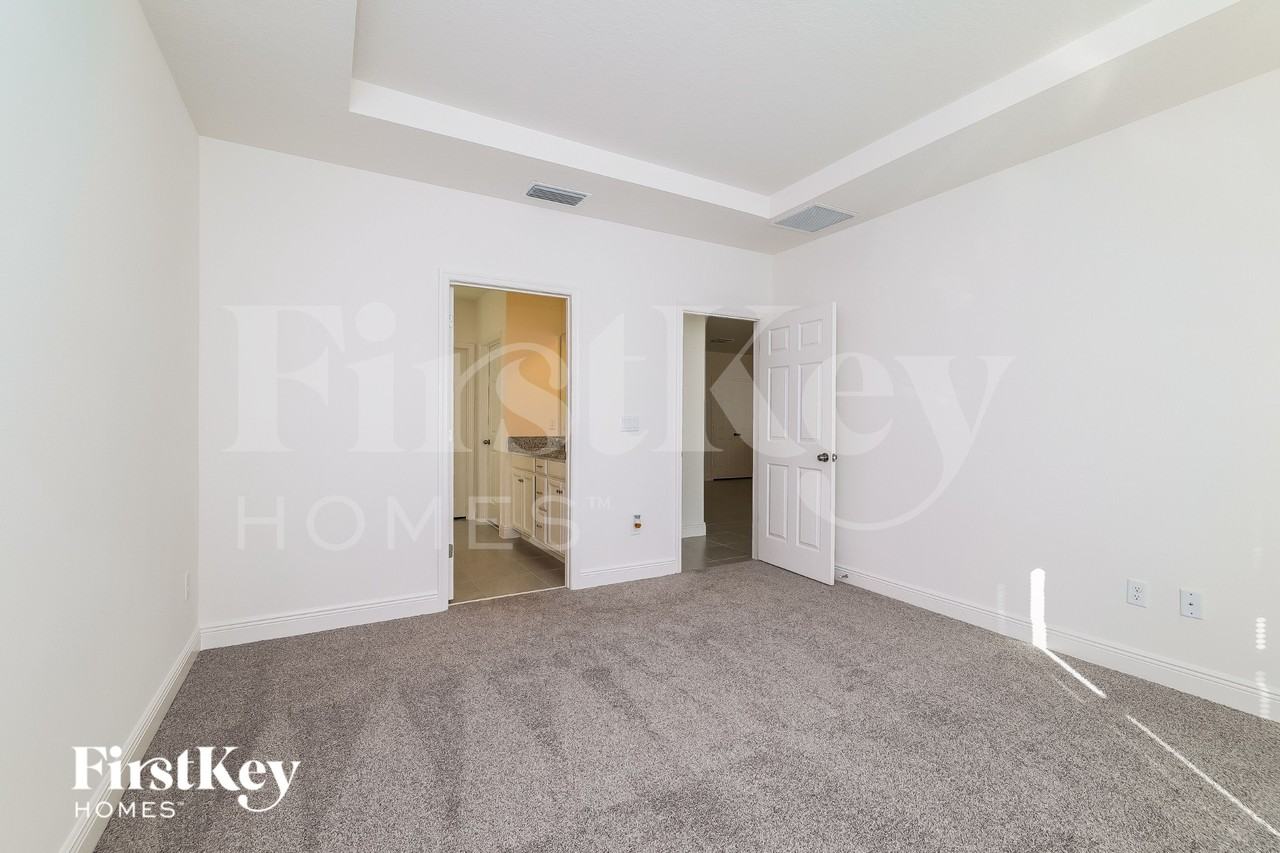 1100 Cavender Creek Rd - Photo 7 of 16
