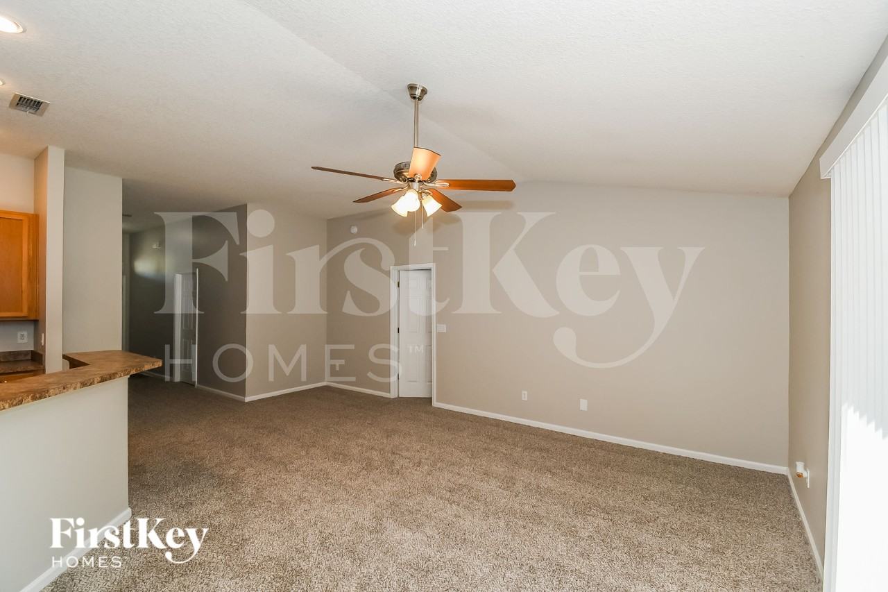 3157 White Heron Trl - Photo 5 of 19