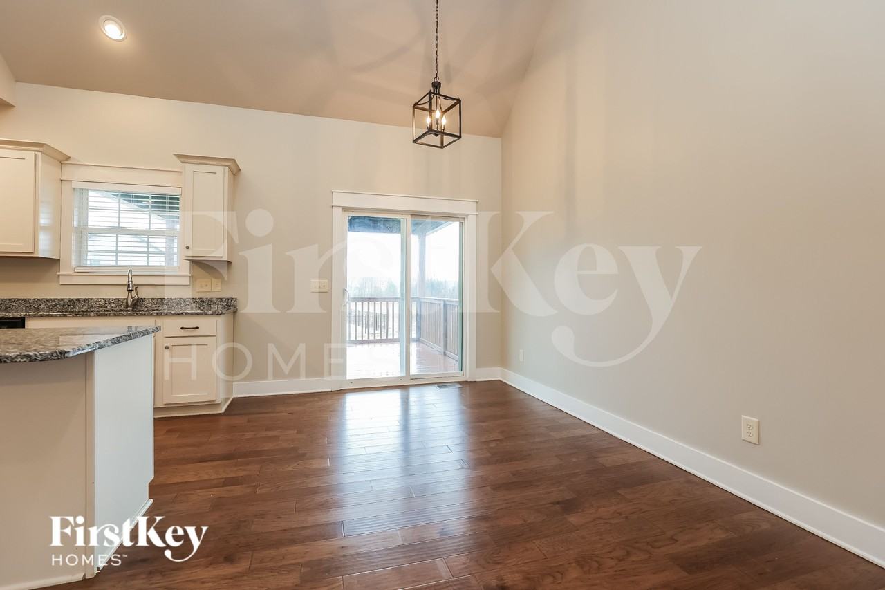 1072 Harper Dean Way - Photo 5 of 18