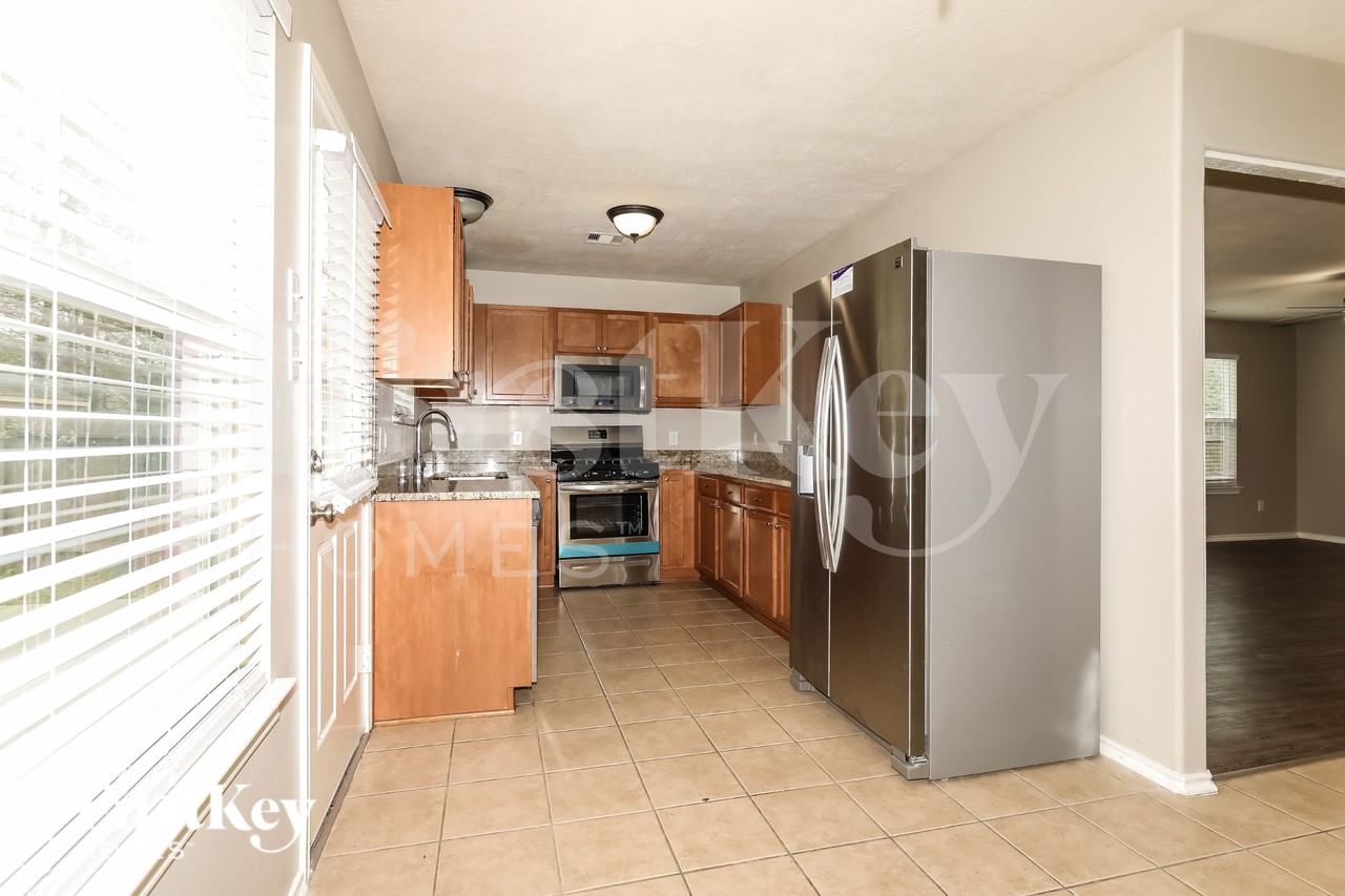 1442 Natural Pine Trl - Photo 7 of 19
