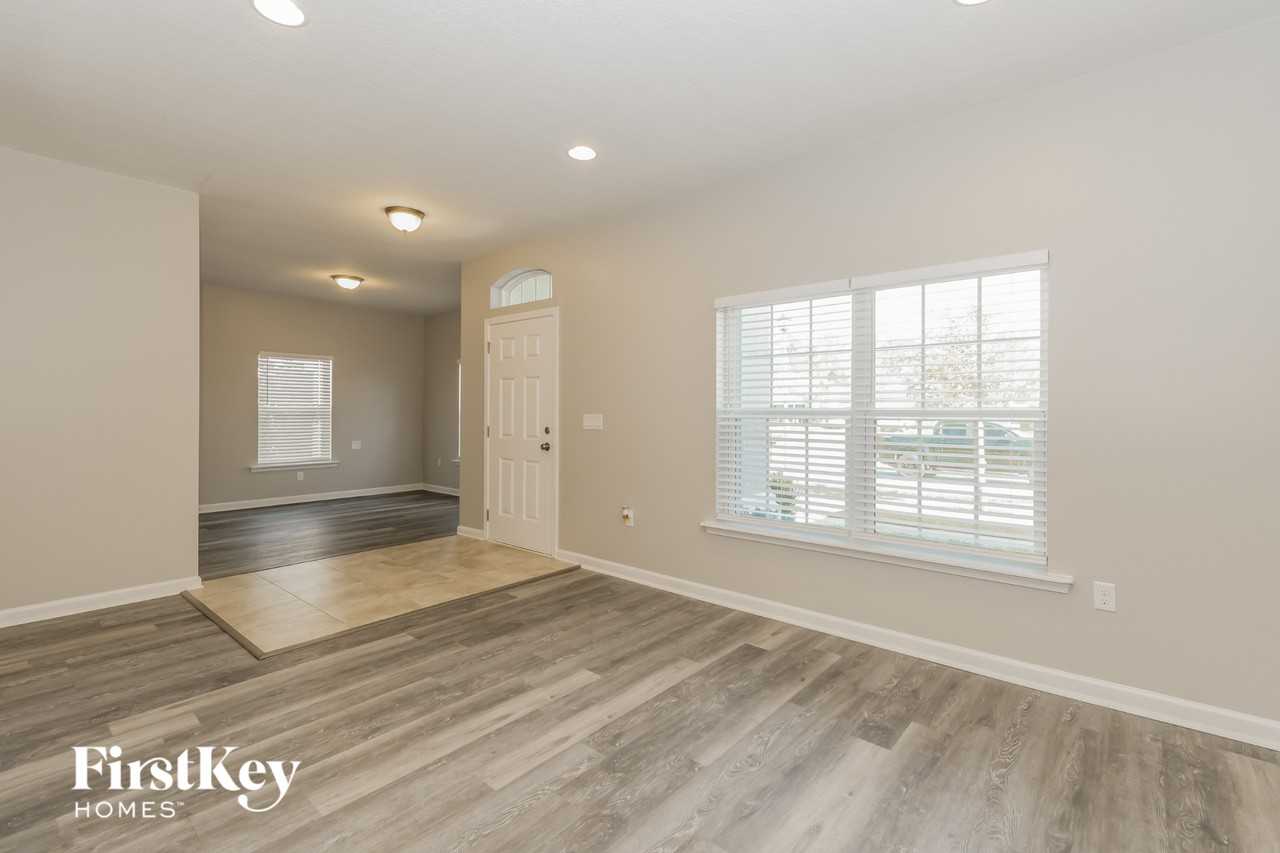 15717 Spotted Saddle Cir - Photo 4 of 15